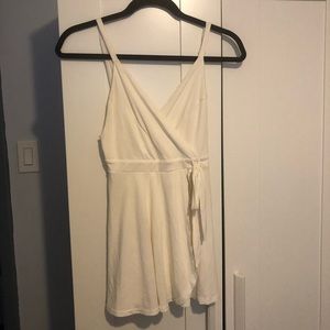 Gorgeous Urban Outfitters Cream Romper (Kimchi Blue Collection)
